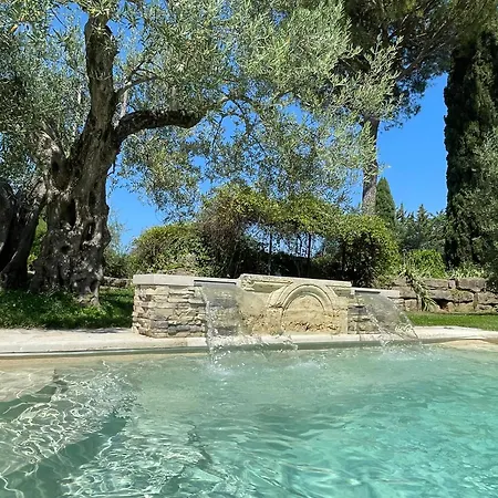 Oda ve Kahvaltı Le Balze In 3*